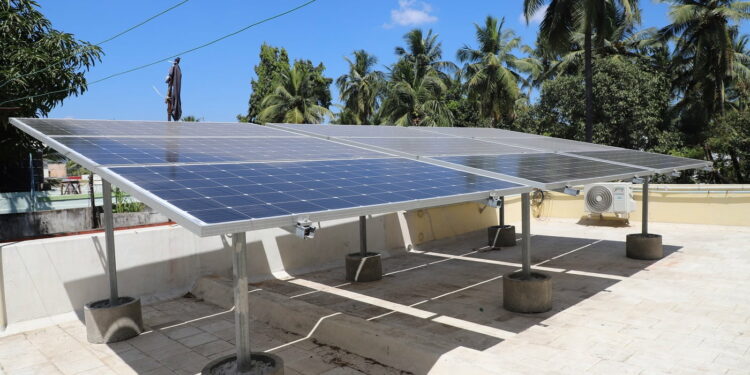 QazaqGreen | World News | India ramps up installation of solar panels